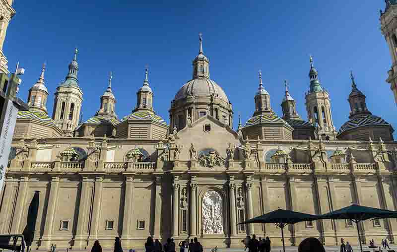 Zaragoza 07 - basílica del Pilar.jpg